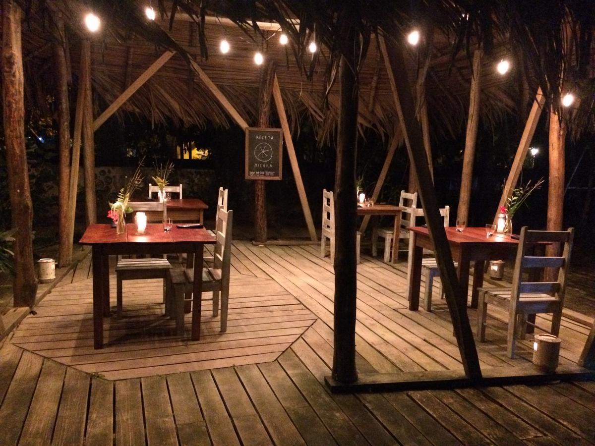 Dona Mara Gastro Hotel โบกัสทาวน์ ภายนอก รูปภาพ